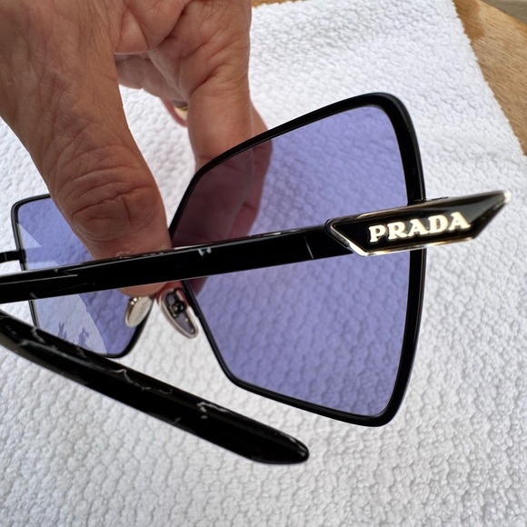 Prada Black and Blue Geometric Sunglasses - Picture 9 of 17